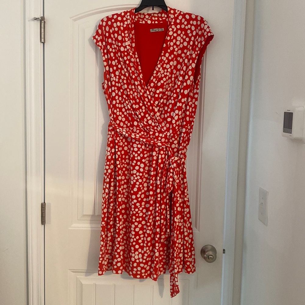 Eliza J, 14W, Orange and white dress